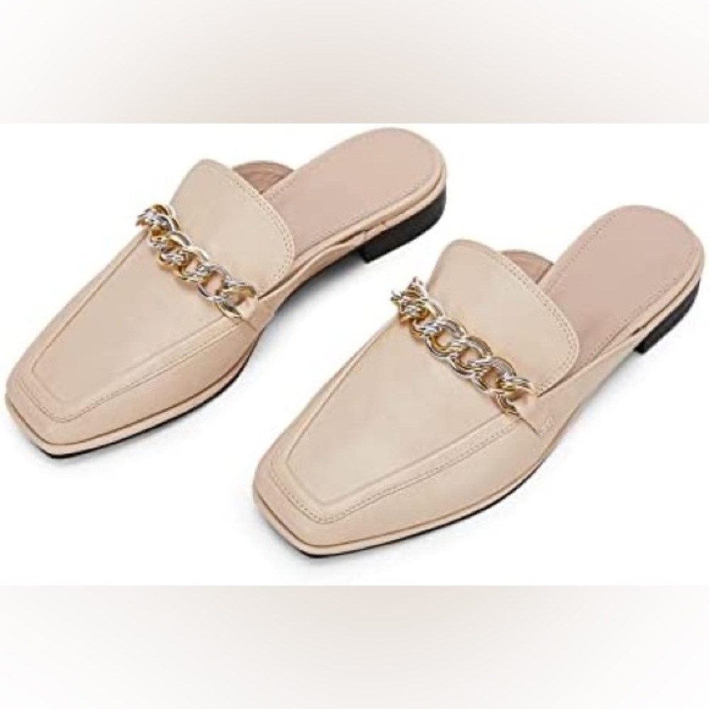Women’s flats slides with two toned chain accent